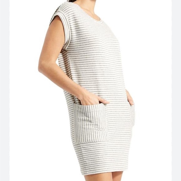Athleta Women’s Ease Up Sweatshirt Dress striped jersey   Size XS - Picture 11 of 11